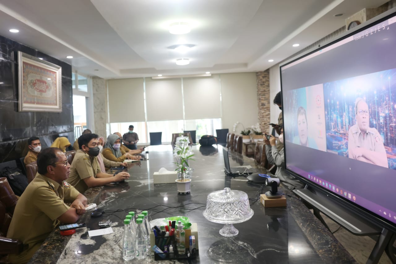 Danny Bersama Prof Hariadi Akan Taken MoU Soal Metaverse